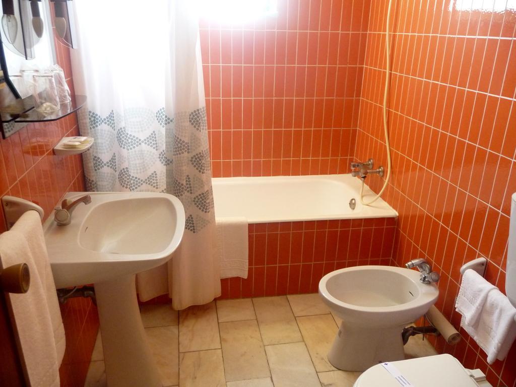 Hotel Tamargueira Figueira da Foz Room photo